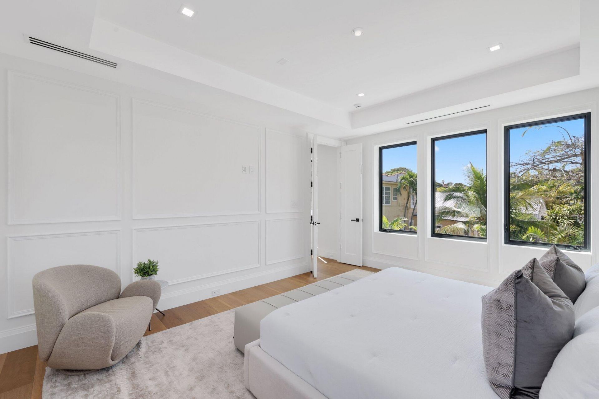 317 Greymon Drive, West Palm Beach, FL 33405 Photo