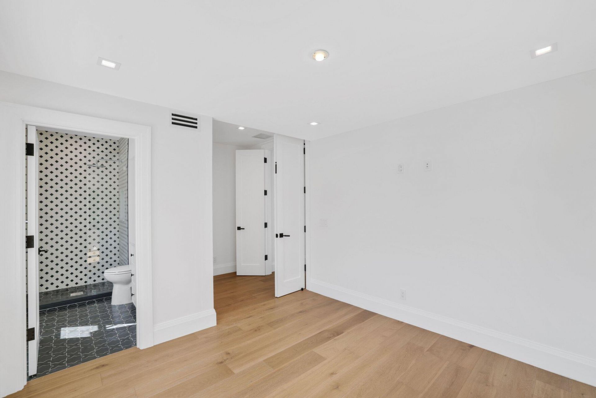 317 Greymon Drive, West Palm Beach, FL 33405 Photo