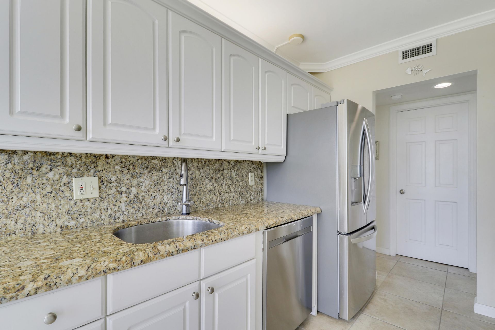 1801 S Flagler Drive, Unit 301, West Palm Beach, FL 33401 Photo