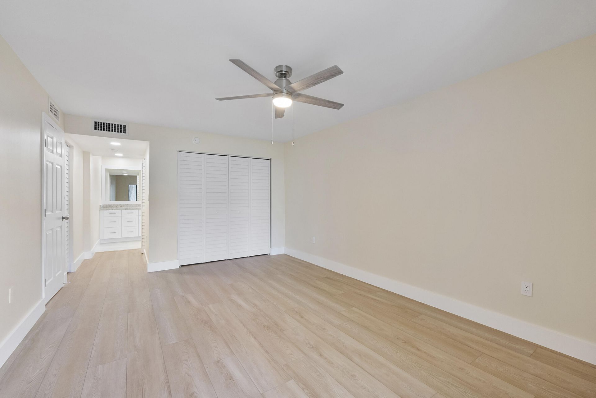 6855 W Broward Boulevard, Unit 112, Plantation, FL 33317 Photo