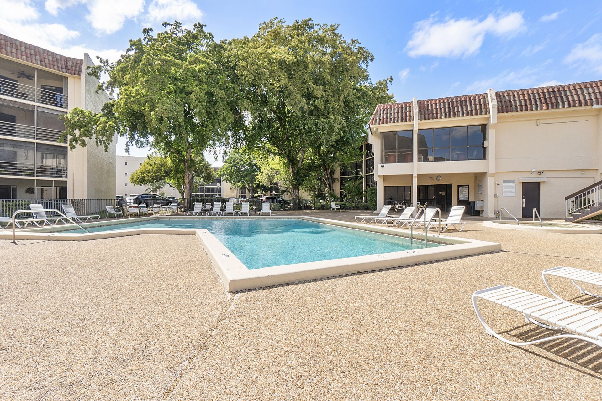 6855 W Broward Boulevard, Unit 112, Plantation, FL 33317 Photo