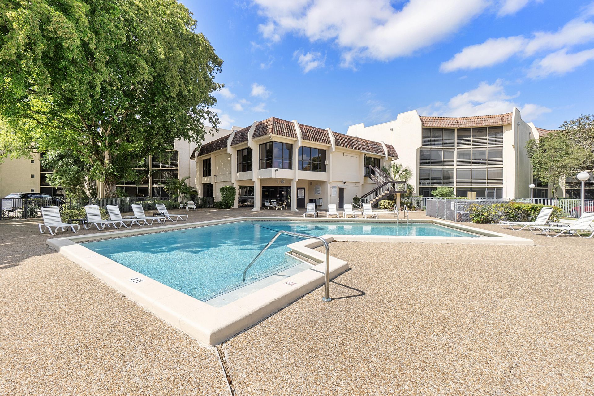 6855 W Broward Boulevard, Unit 112, Plantation, FL 33317 Photo