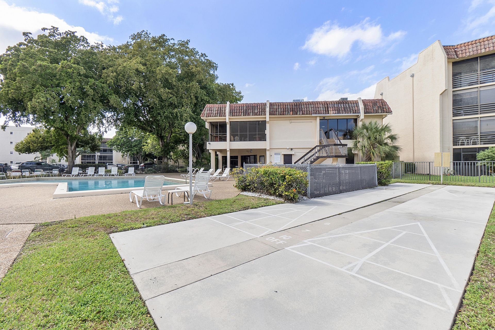 6855 W Broward Boulevard, Unit 112, Plantation, FL 33317 Photo