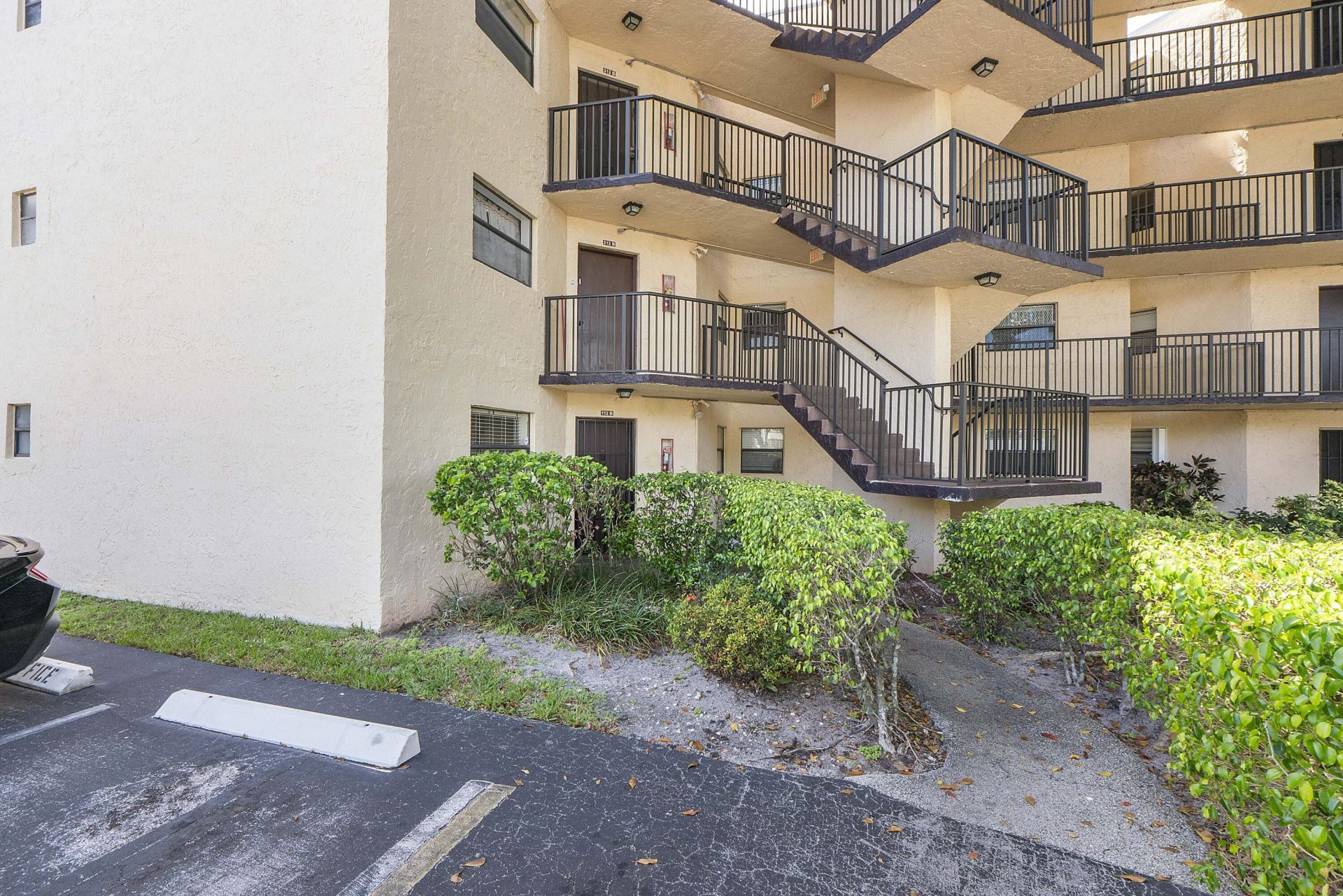 6855 W Broward Boulevard, Unit 112, Plantation, FL 33317 Photo