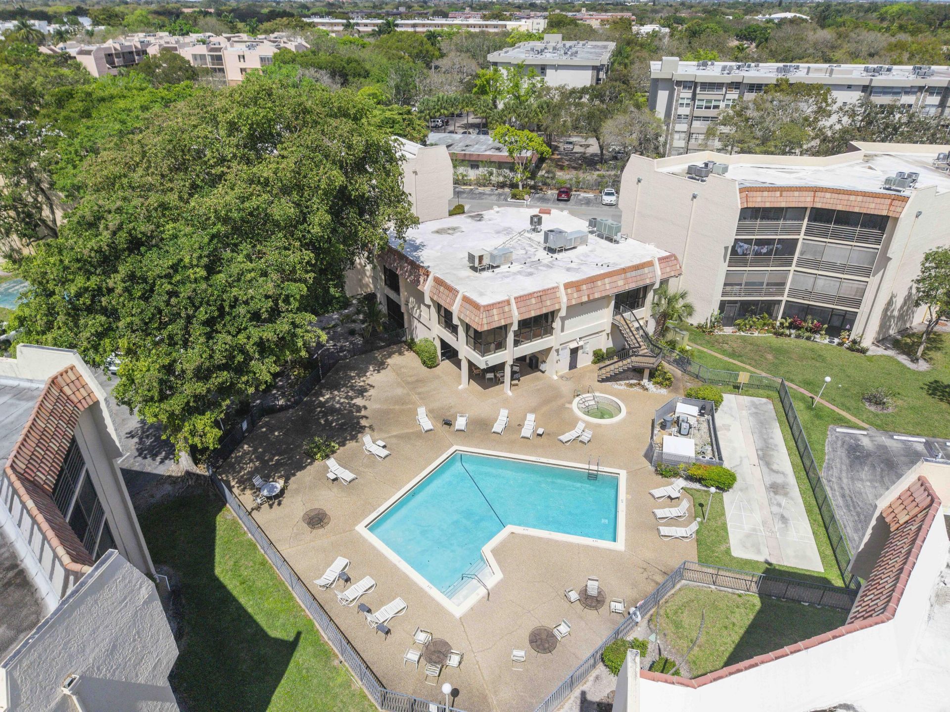 6855 W Broward Boulevard, Unit 112, Plantation, FL 33317 Photo