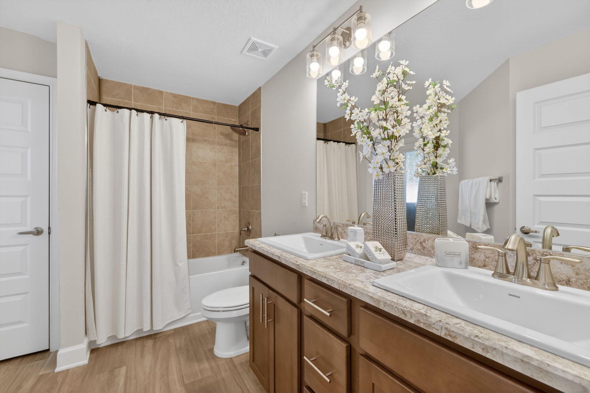 5462 NW Scepter Drive, Port Saint Lucie, FL 34983 Photo