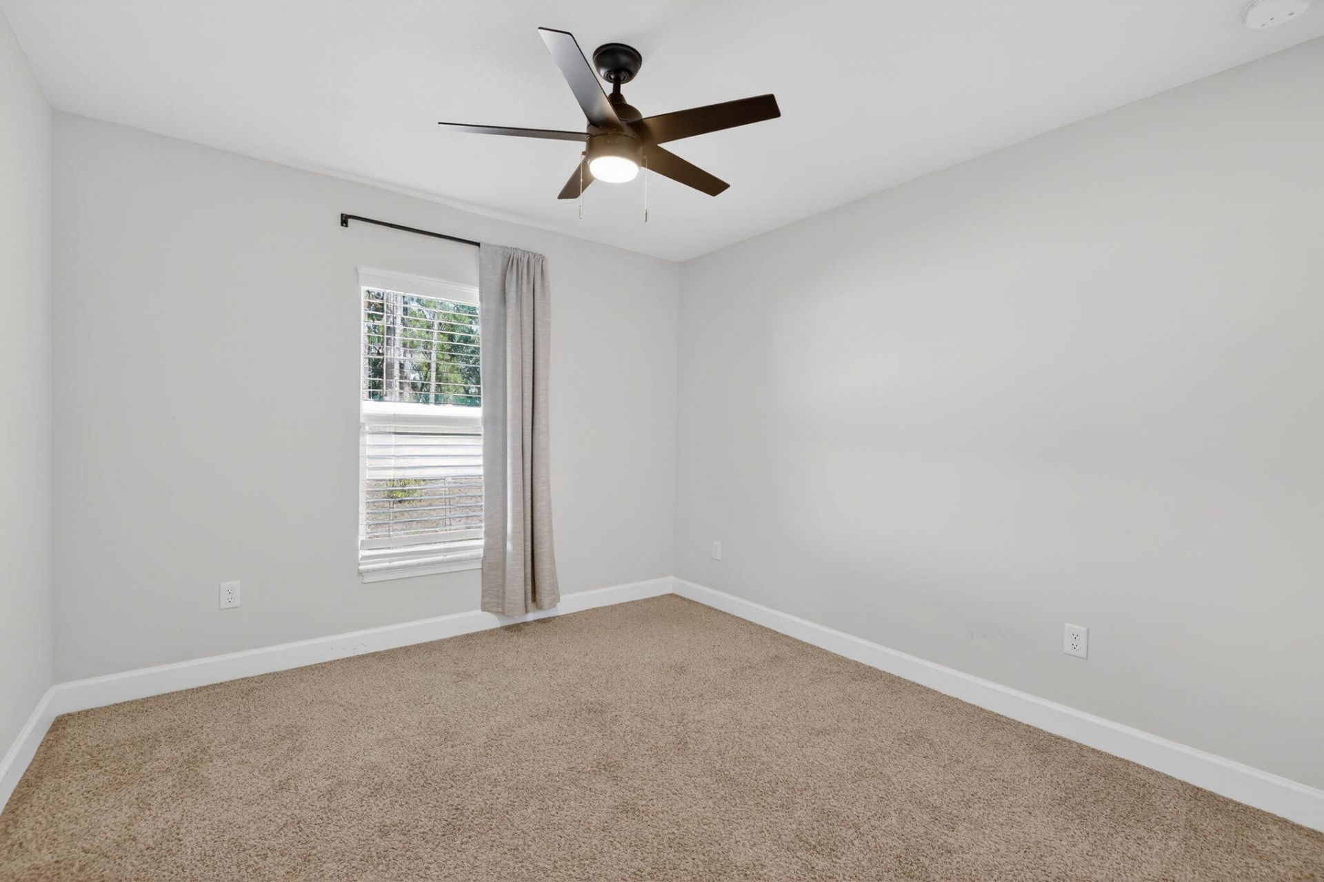 5462 NW Scepter Drive, Port Saint Lucie, FL 34983 Photo