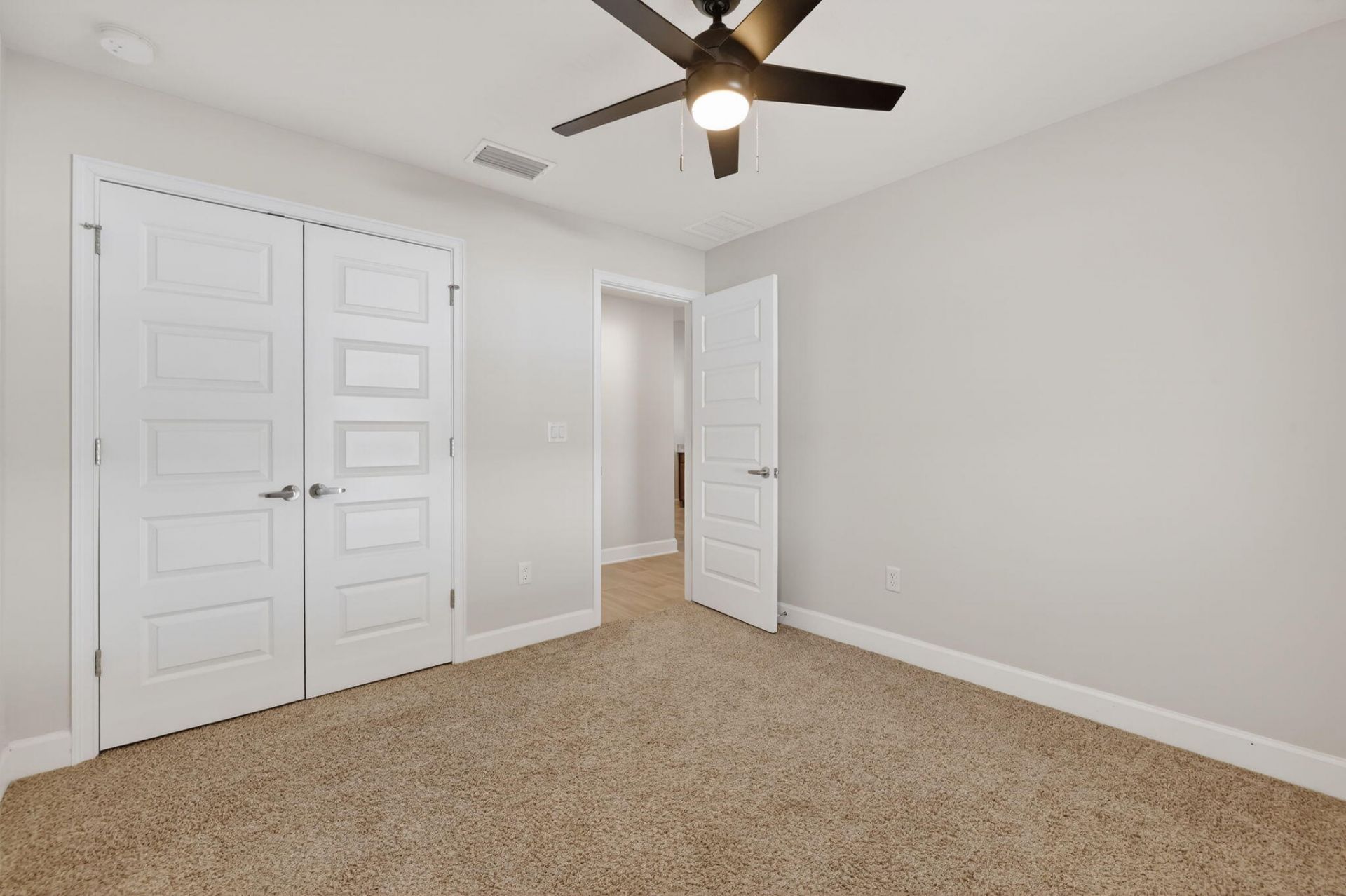 5462 NW Scepter Drive, Port Saint Lucie, FL 34983 Photo