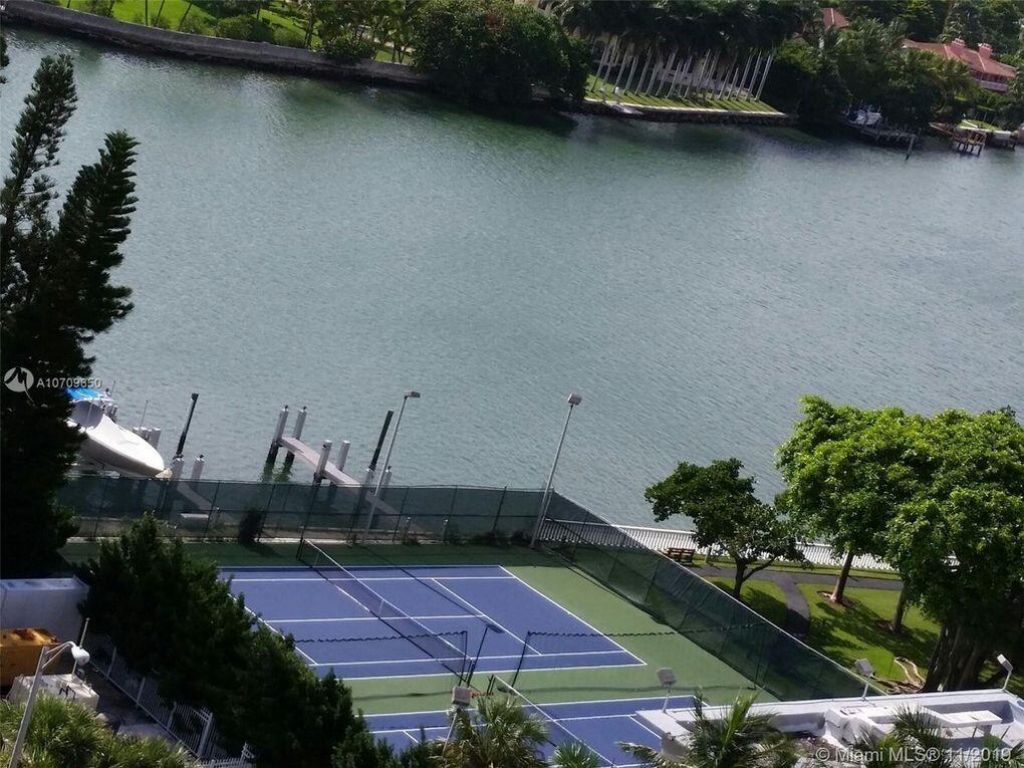 5401 Collins Ave, Unit 1516, Miami Beach, FL 33140 Photo