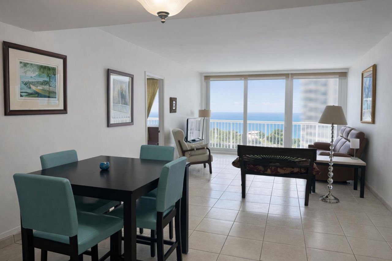 5401 Collins Ave, Unit 1516, Miami Beach, FL 33140 Photo