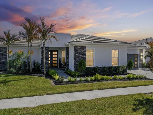 10639 Vineyard Drive, Port St. Lucie, FL 34987