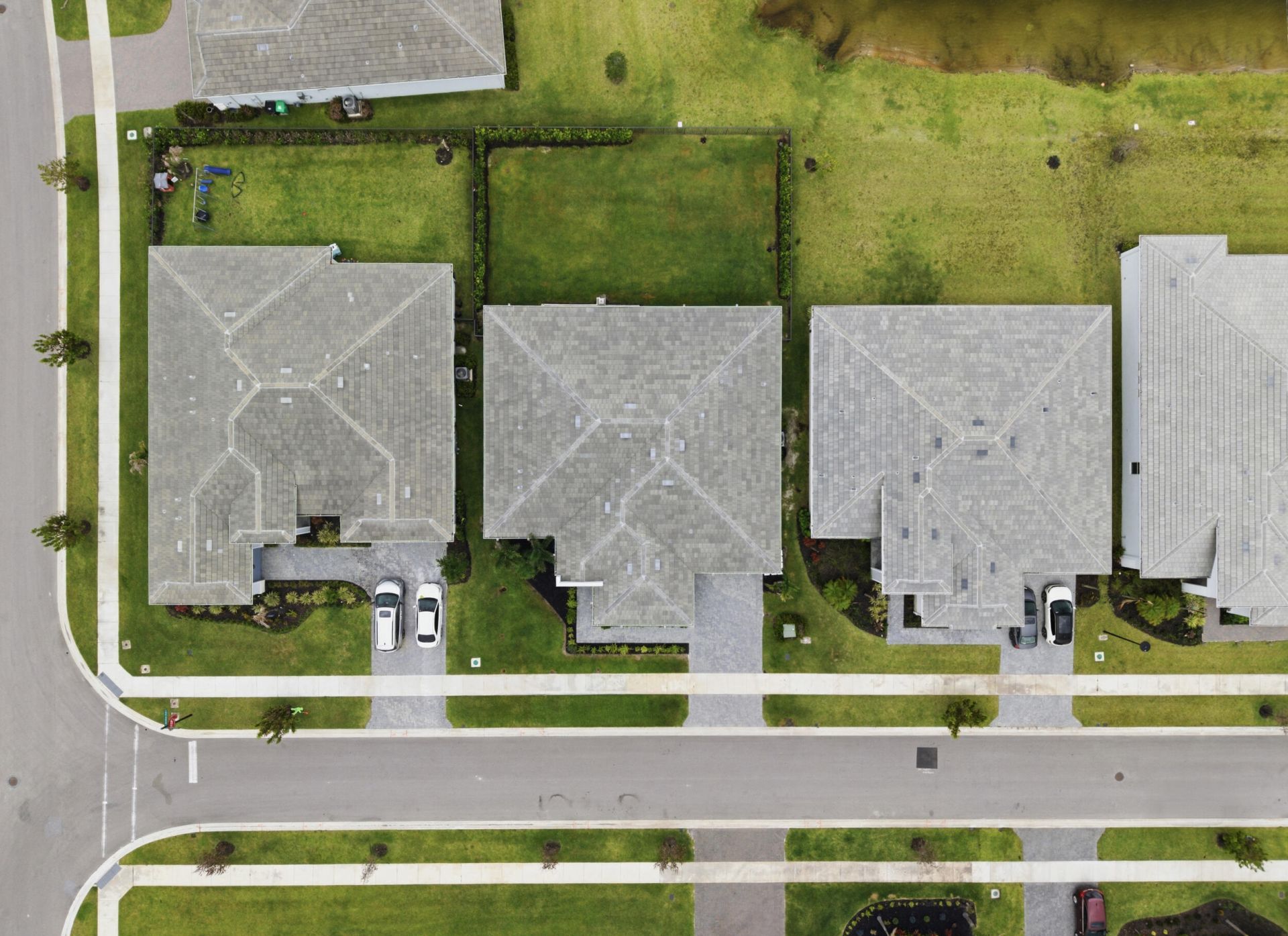 10639 Vineyard Drive, Port Saint Lucie, FL 34987 Photo