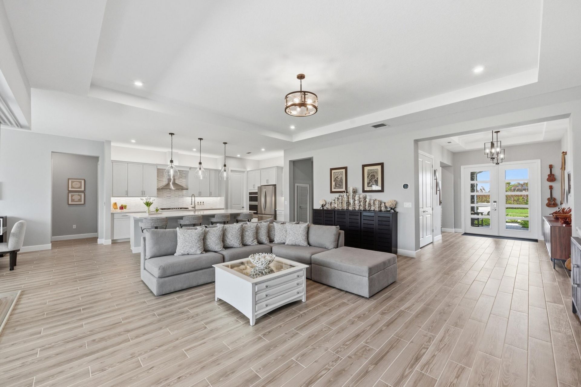 10639 Vineyard Drive, Port Saint Lucie, FL 34987 Photo