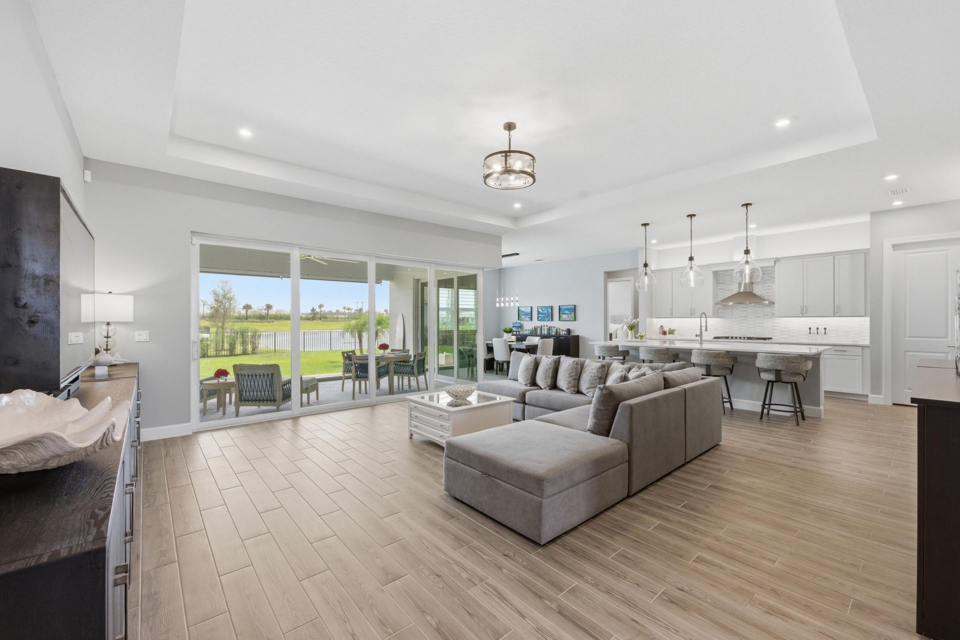 10639 Vineyard Drive, Port Saint Lucie, FL 34987 Photo