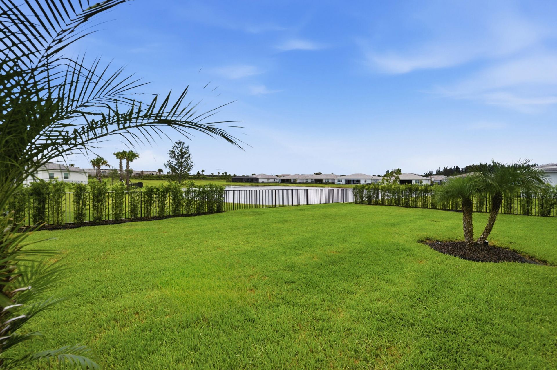 10639 Vineyard Drive, Port Saint Lucie, FL 34987 Photo