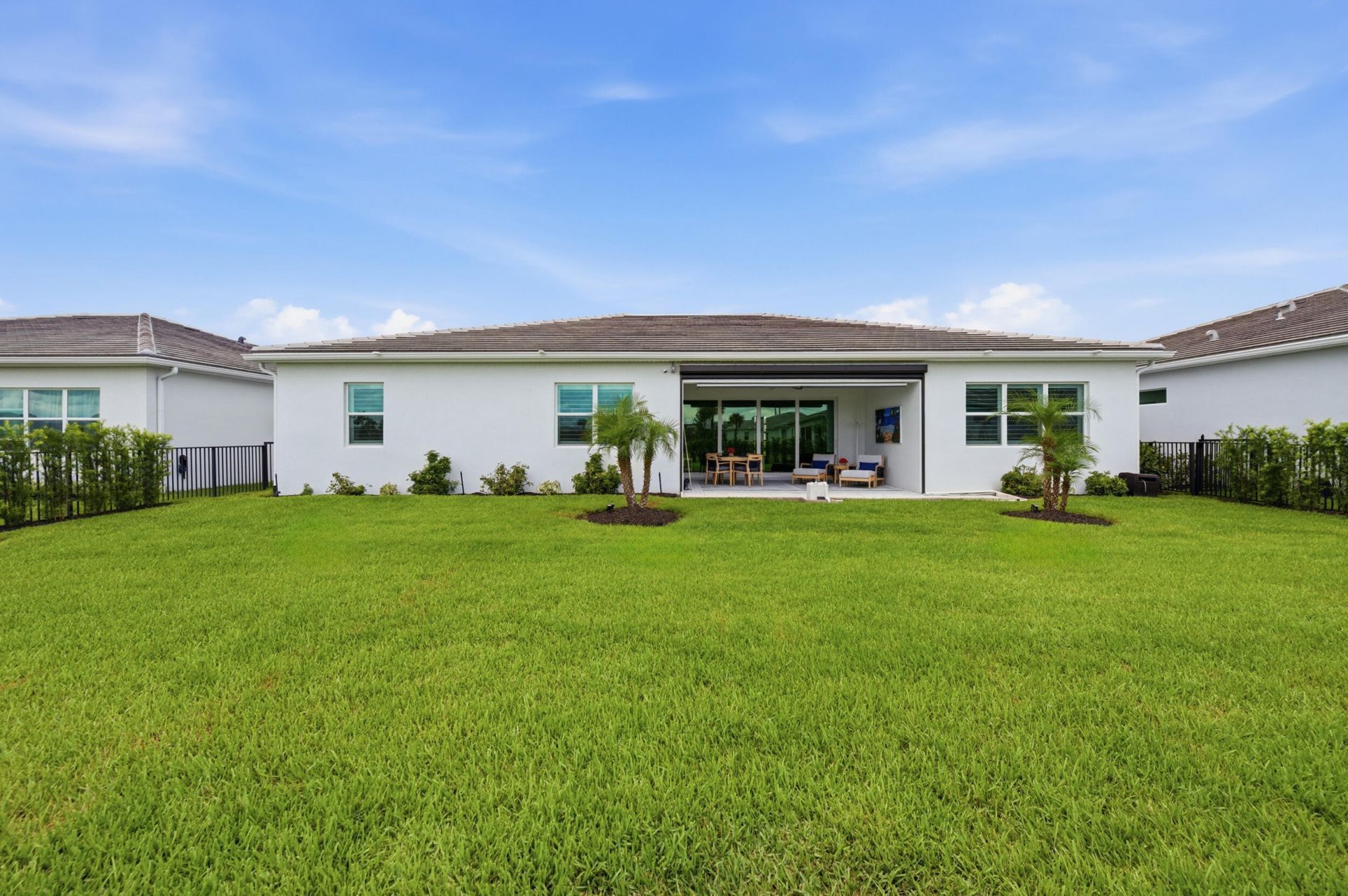 10639 Vineyard Drive, Port Saint Lucie, FL 34987 Photo