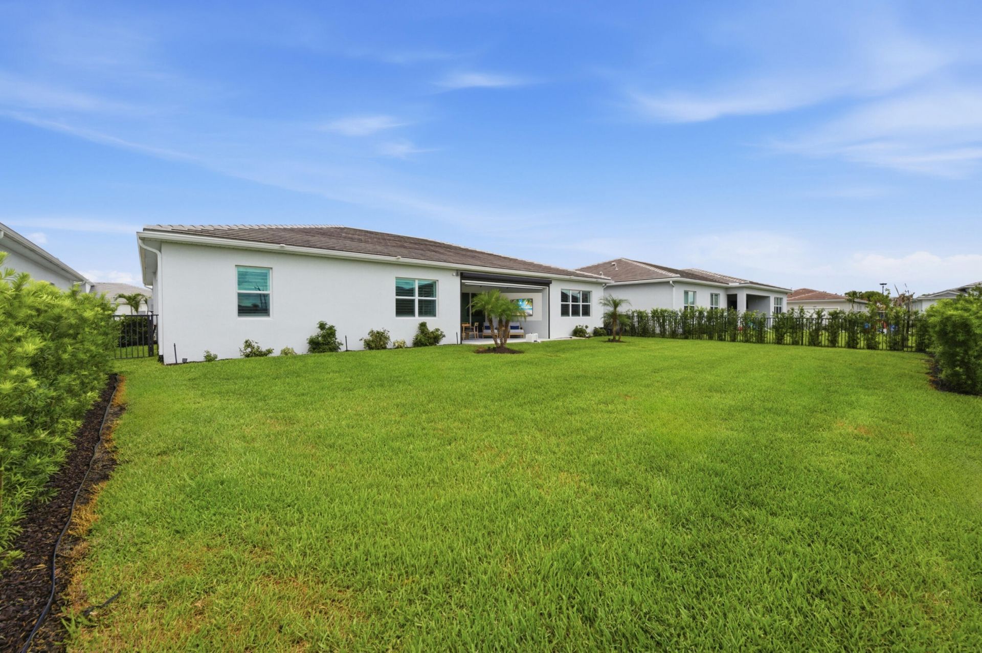 10639 Vineyard Drive, Port Saint Lucie, FL 34987 Photo