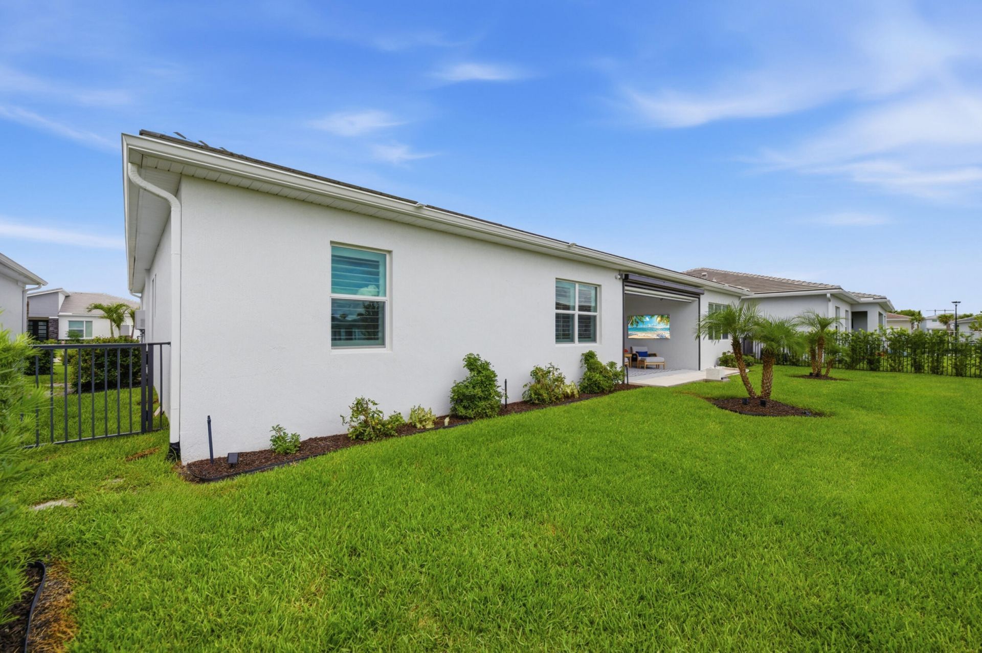 10639 Vineyard Drive, Port Saint Lucie, FL 34987 Photo