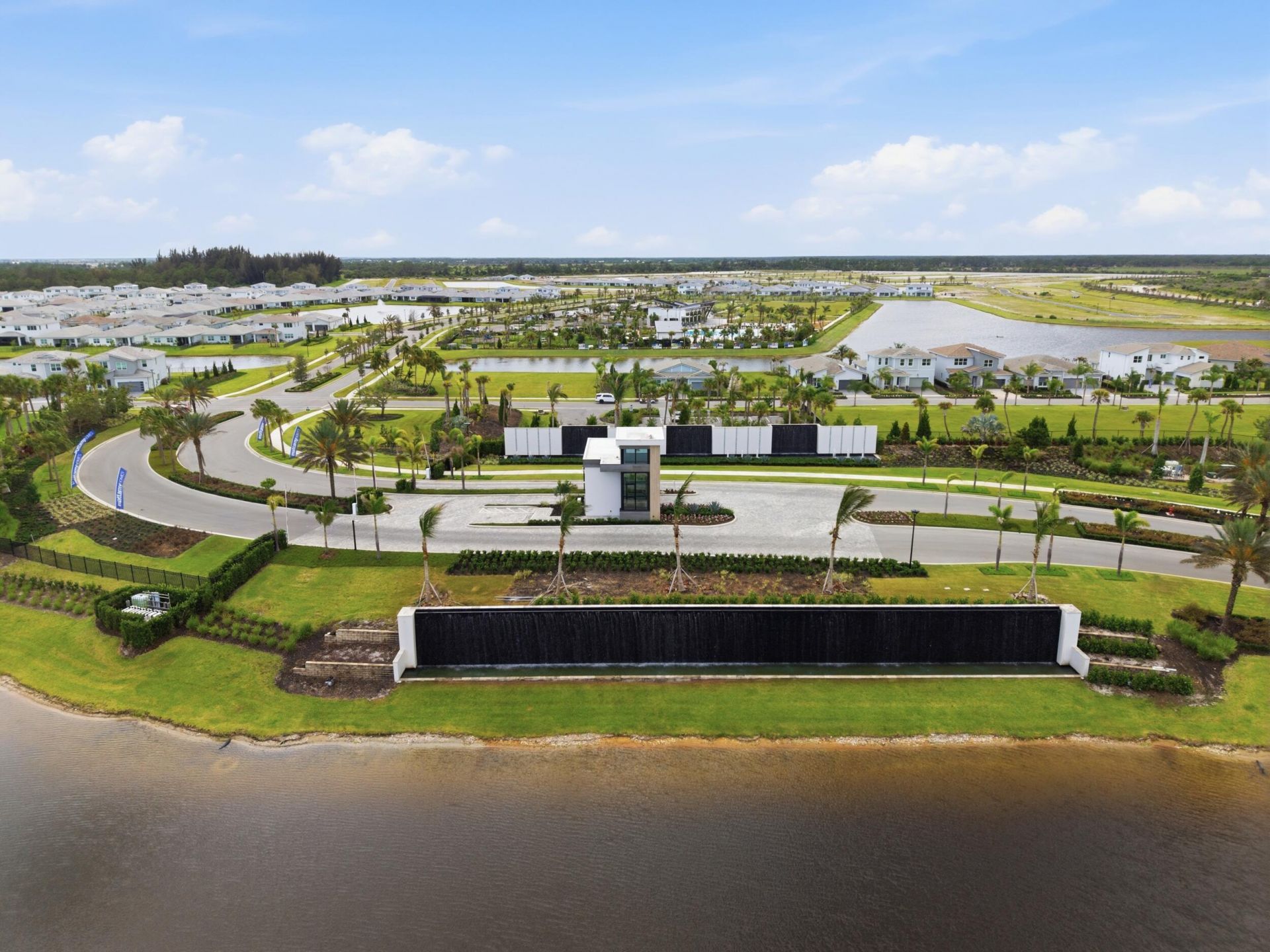 10639 Vineyard Drive, Port Saint Lucie, FL 34987 Photo