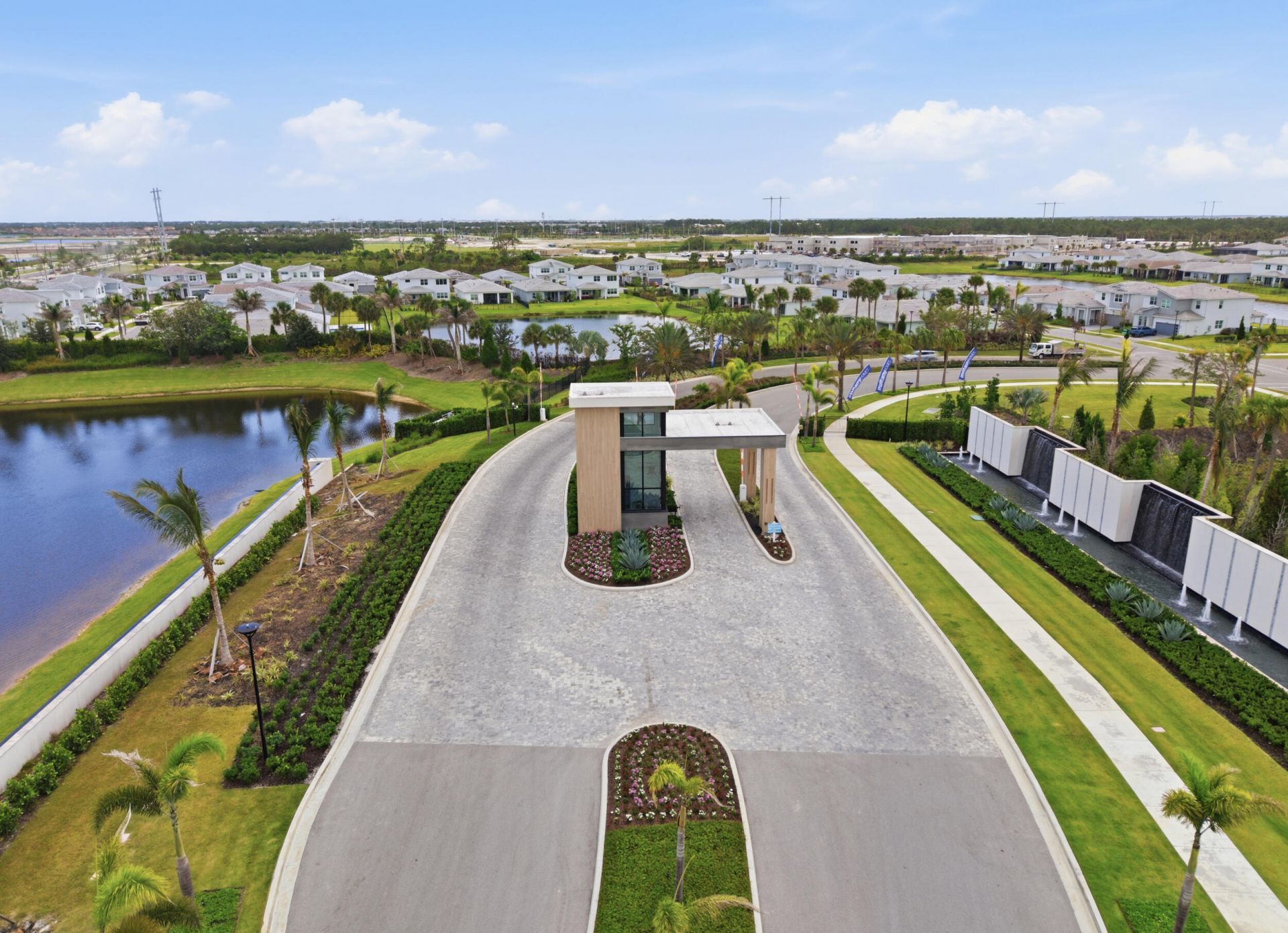 10639 Vineyard Drive, Port Saint Lucie, FL 34987 Photo