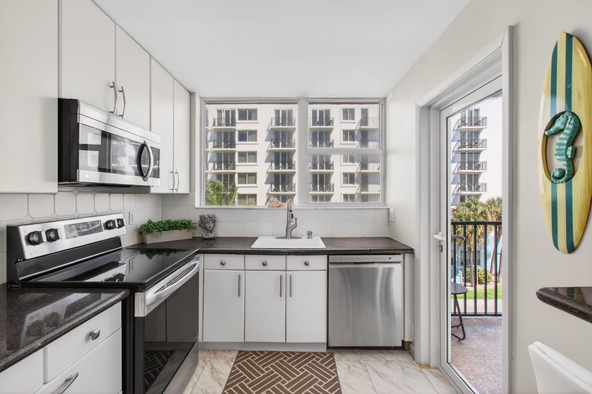 1239 Hillsboro Mile, Unit 403, Hillsboro Beach, FL 33062 Photo