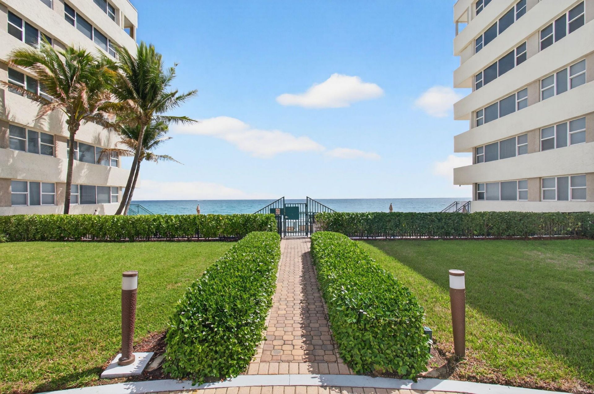 1239 Hillsboro Mile, Unit 403, Hillsboro Beach, FL 33062 Photo