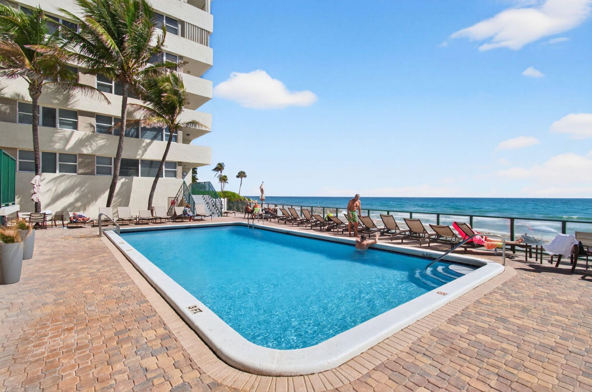 1239 Hillsboro Mile, Unit 403, Hillsboro Beach, FL 33062 Photo