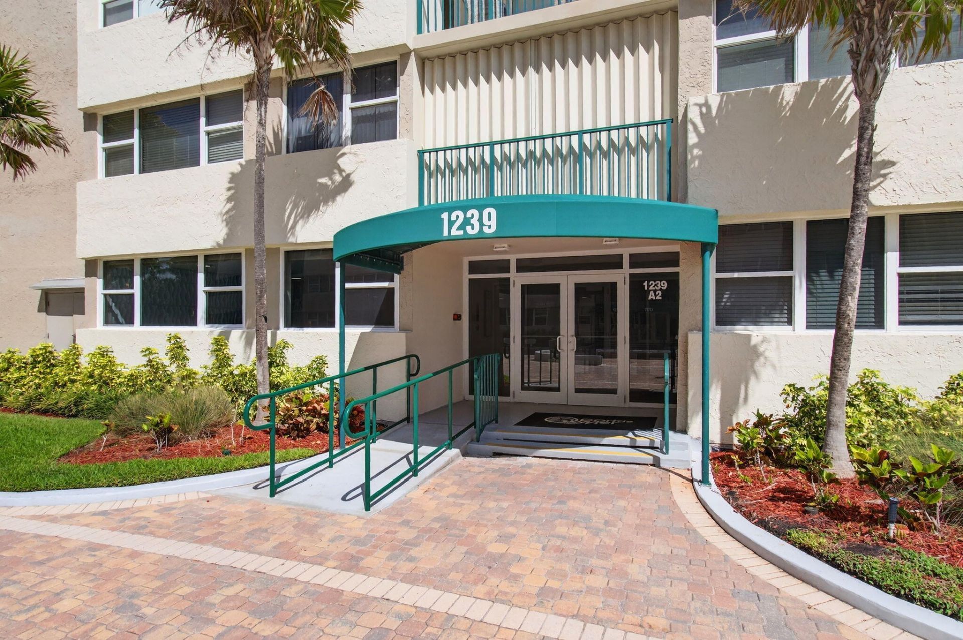 1239 Hillsboro Mile, Unit 403, Hillsboro Beach, FL 33062 Photo