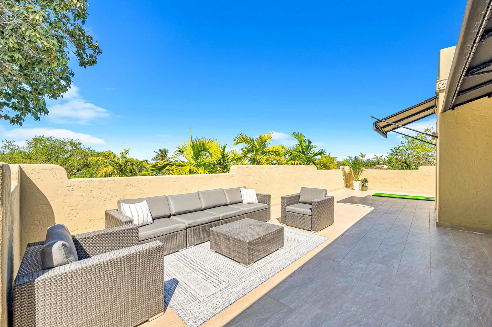 449 NE 16th Ave, Fort Lauderdale, FL 33301 Photo