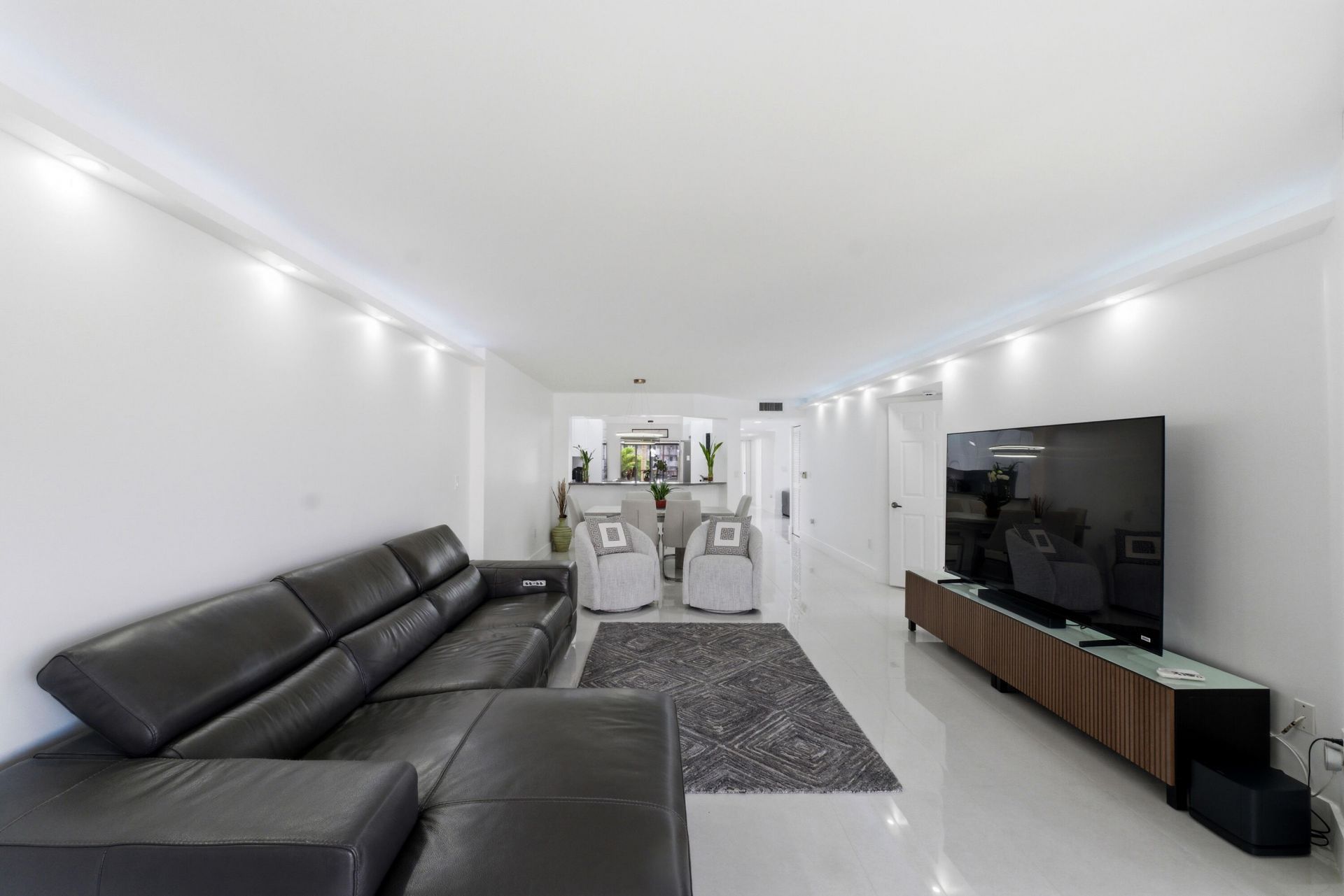 7524 Granville Drive, Unit 201, Tamarac, FL 33321 Photo