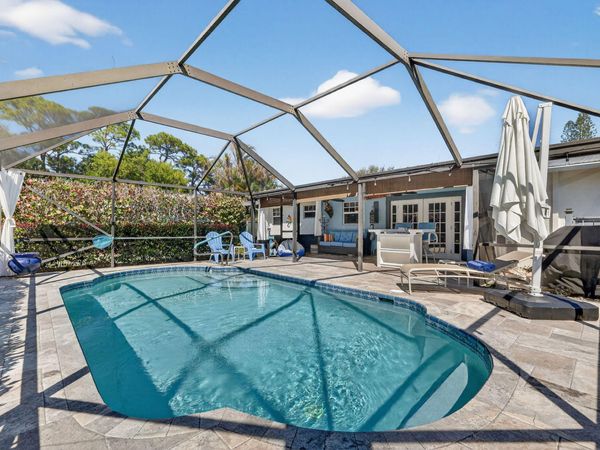 1252 SE Madison Ave, Stuart, FL 34996