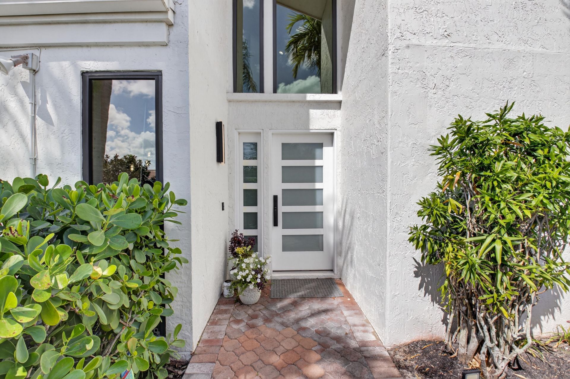 19530 Sawgrass Drive, Unit 1501, Boca Raton, FL 33434 Photo