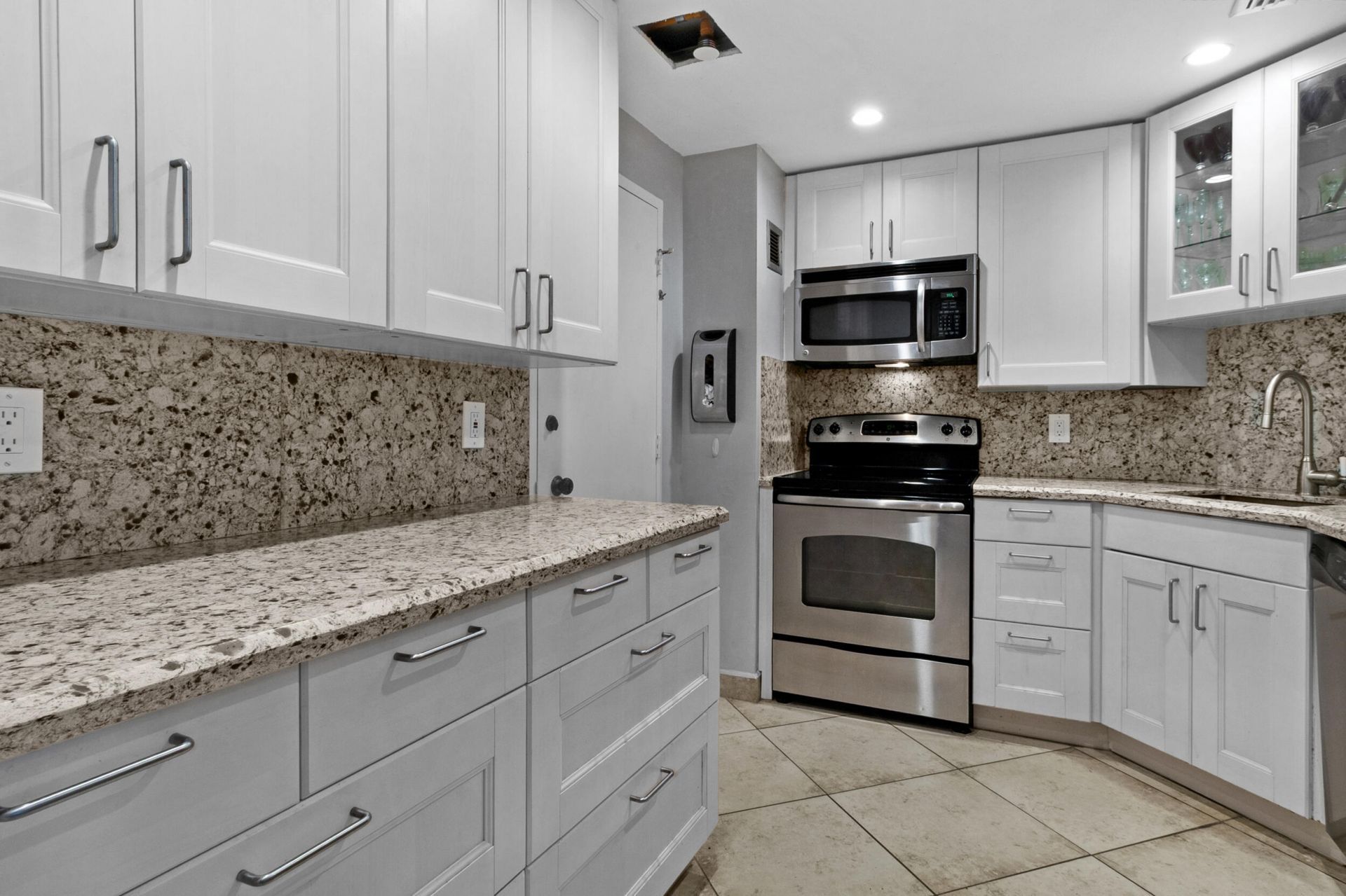 111 N Pompano Beach Boulevard, Unit 1007, Pompano Beach, FL 33062 Photo