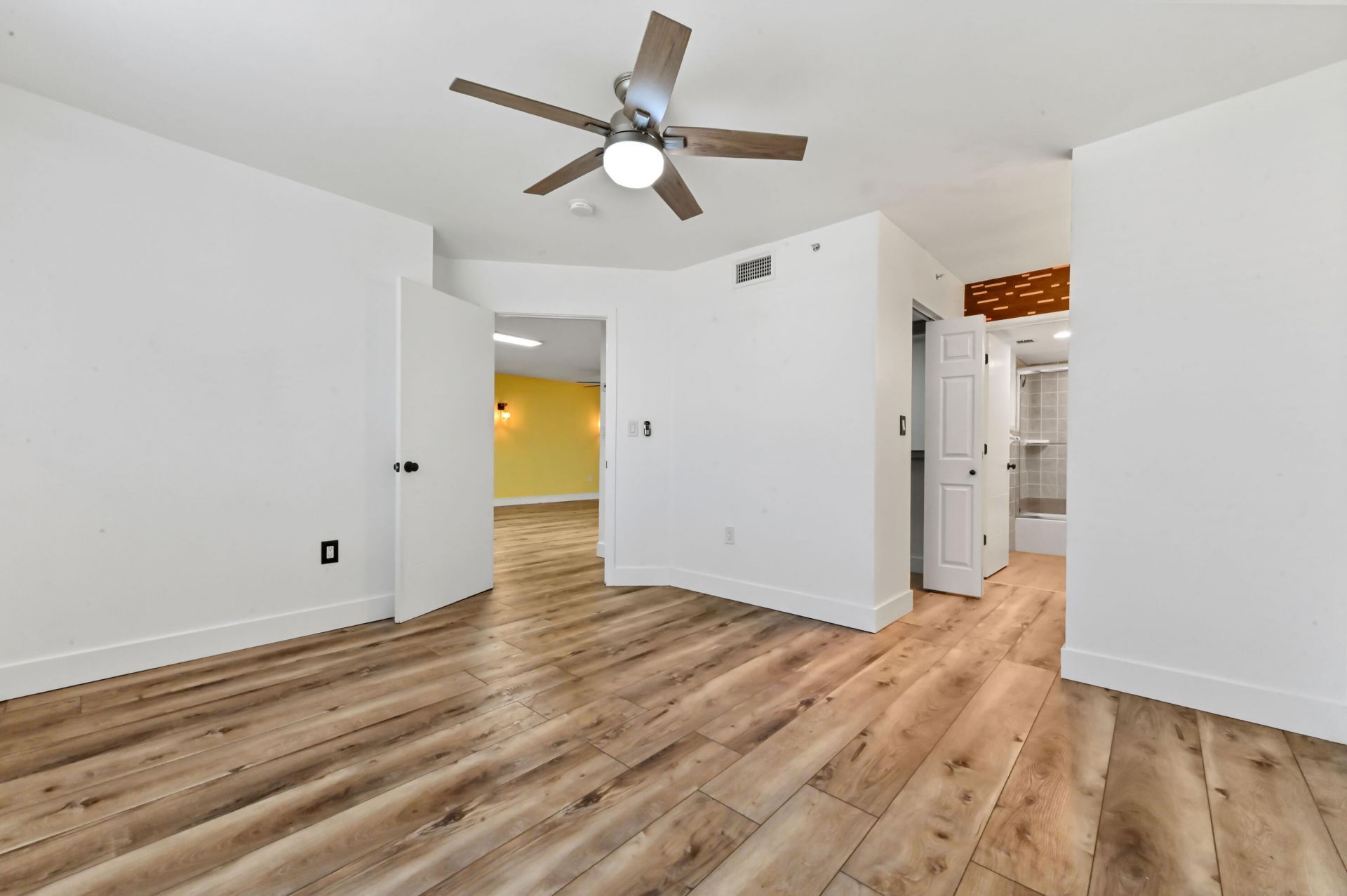 200 Scotia Drive, Unit 202, Hypoluxo, FL 33462 Photo