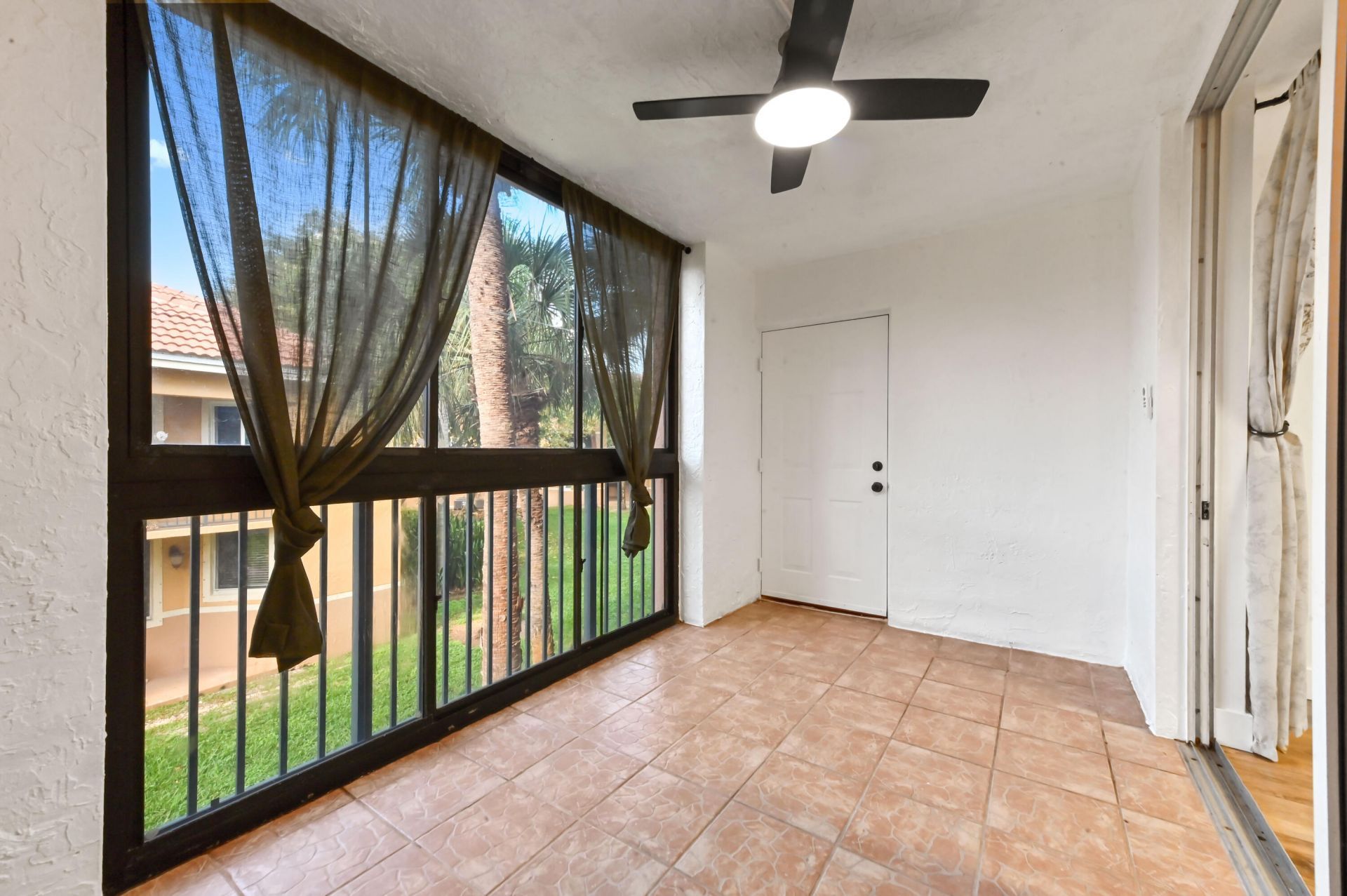 200 Scotia Drive, Unit 202, Hypoluxo, FL 33462 Photo