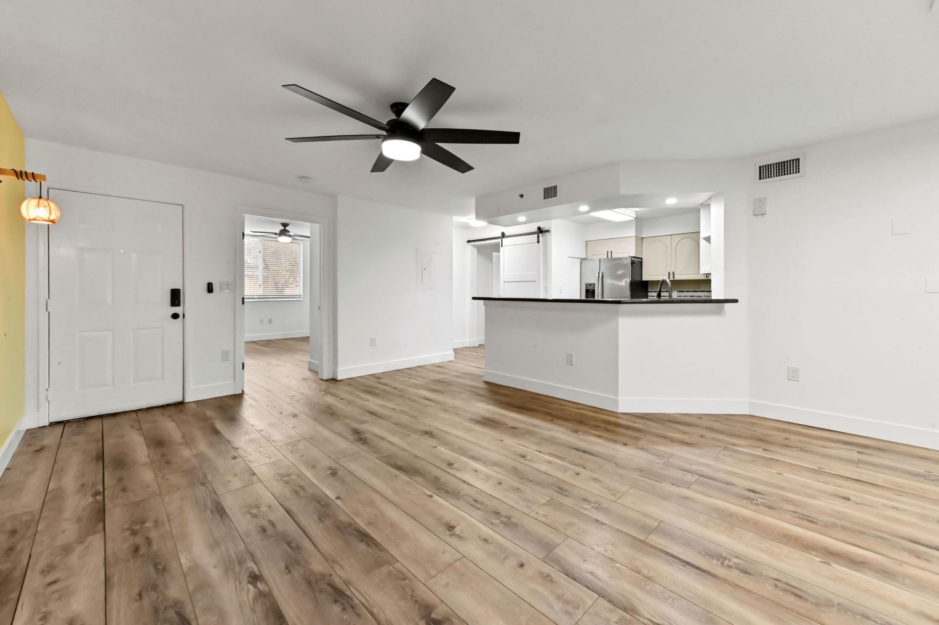 200 Scotia Drive, Unit 202, Hypoluxo, FL 33462 Photo