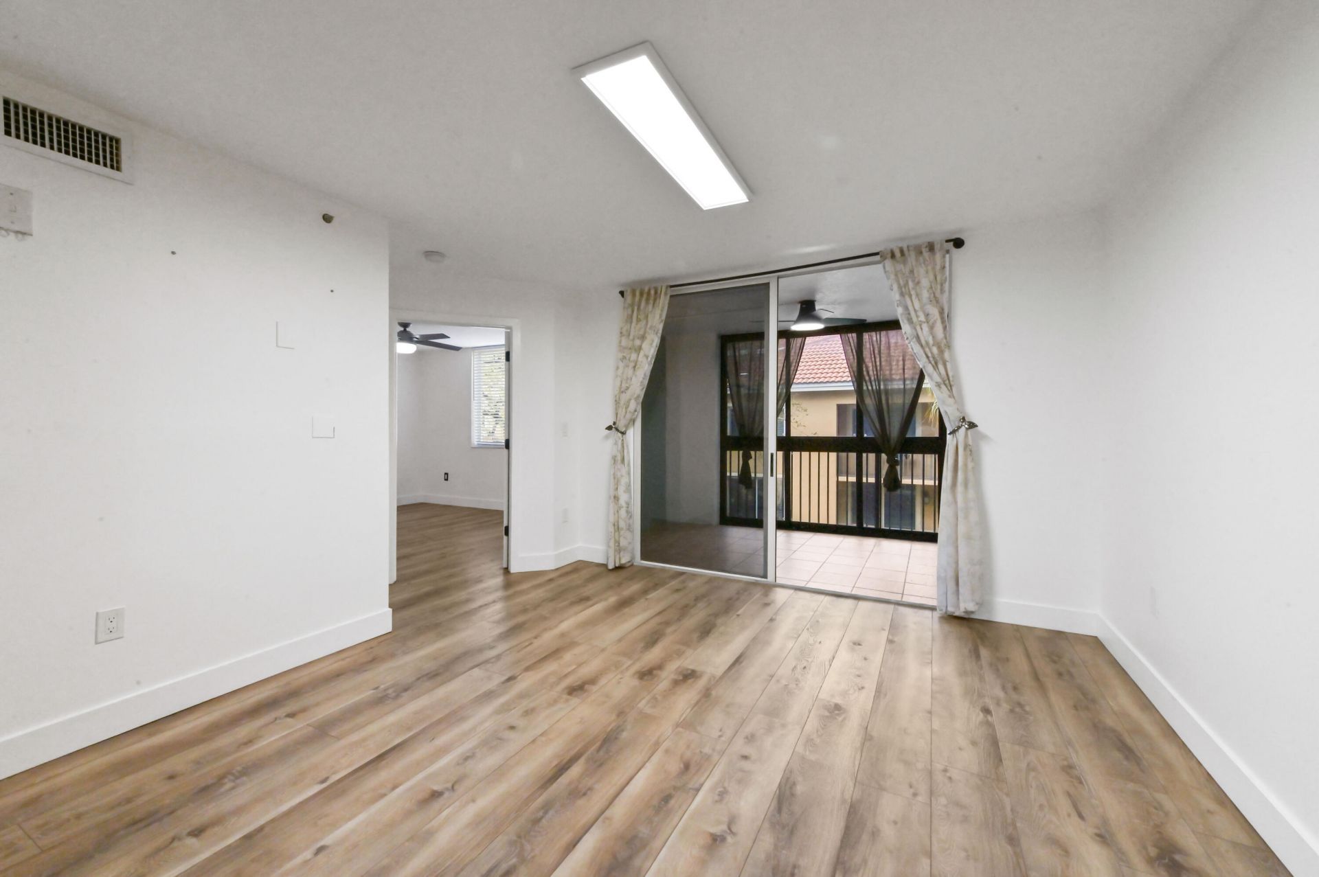 200 Scotia Drive, Unit 202, Hypoluxo, FL 33462 Photo