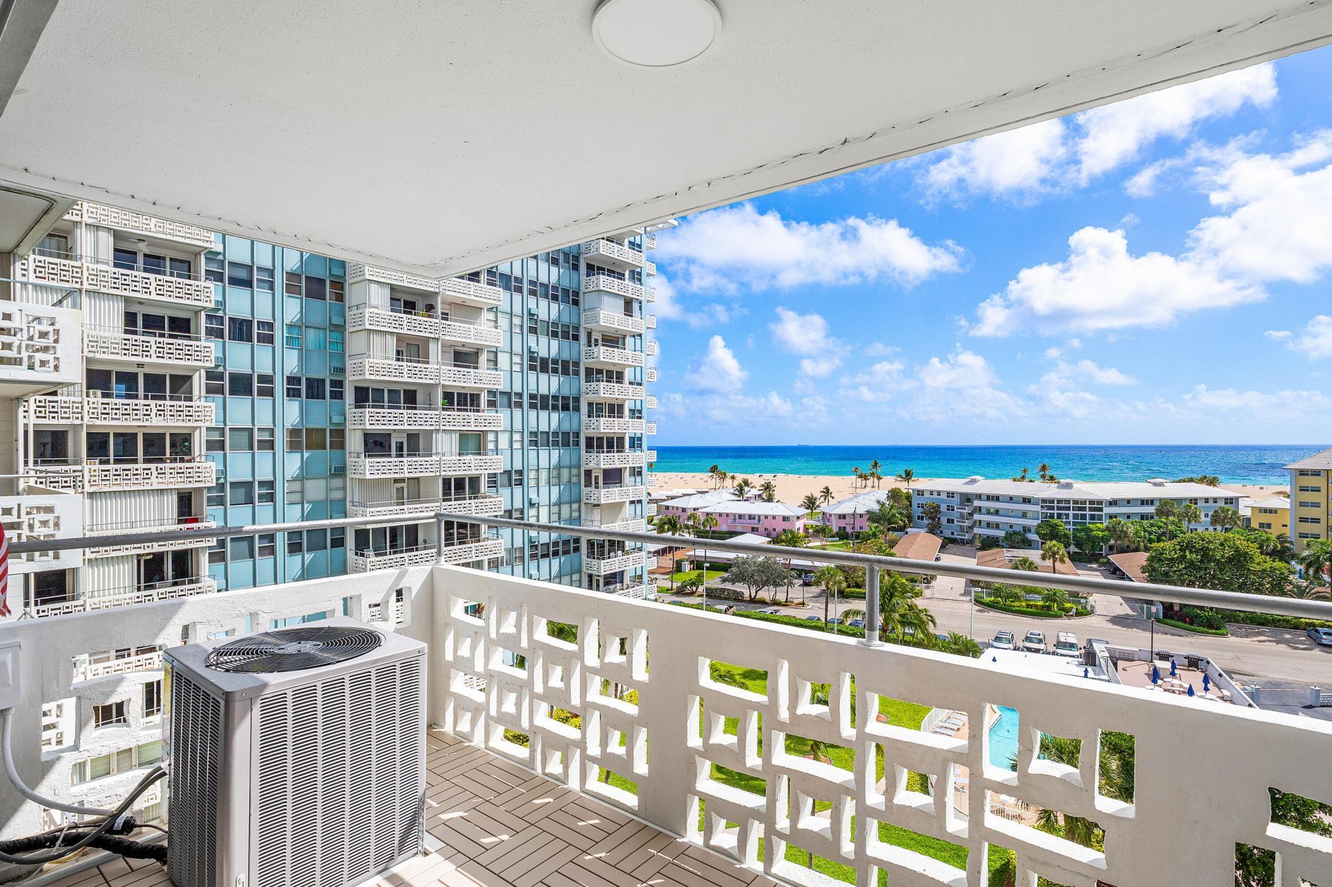 1900 S Ocean Drive, Unit 811, Fort Lauderdale, FL 33316 Photo