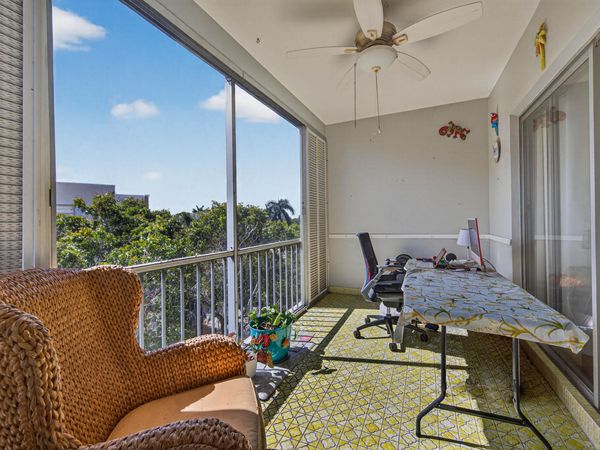 6731 Cypress Road, Unit 402, Plantation, FL 33317