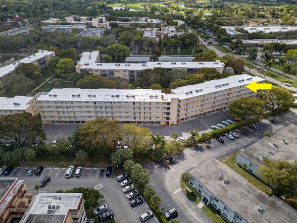 6731 Cypress Road, Unit 402, Plantation, FL 33317