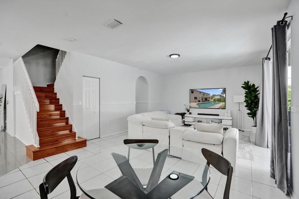 16405 Diamond Head Dr, Weston, FL 33331 Photo