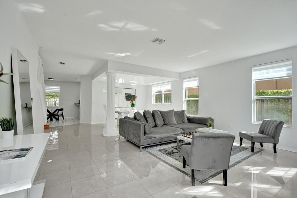 16405 Diamond Head Dr, Weston, FL 33331 Photo