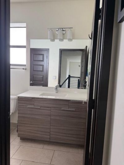 8810 NW 155th Terrace, Miami Lakes, FL 33018 Photo