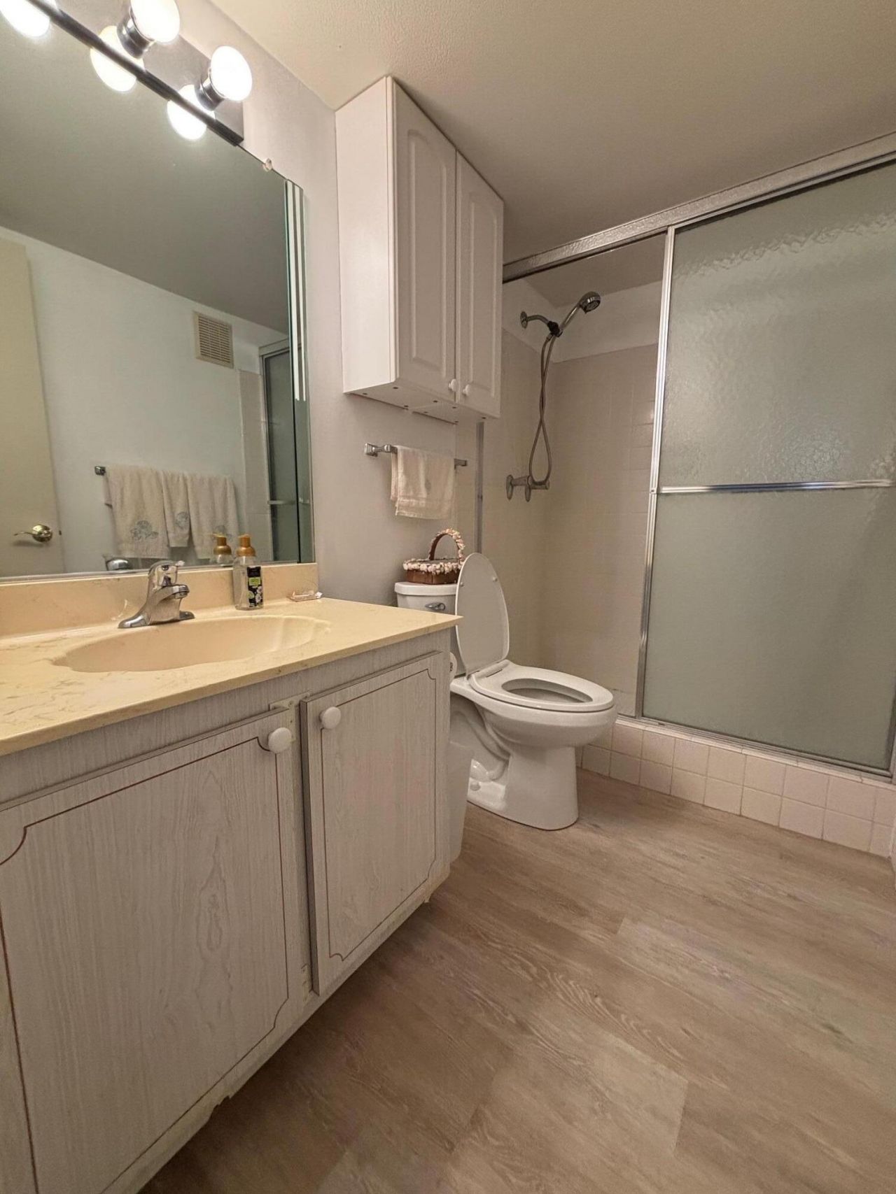 2950 SE Ocean Boulevard, Unit 7-5, Stuart, FL 34996 Photo