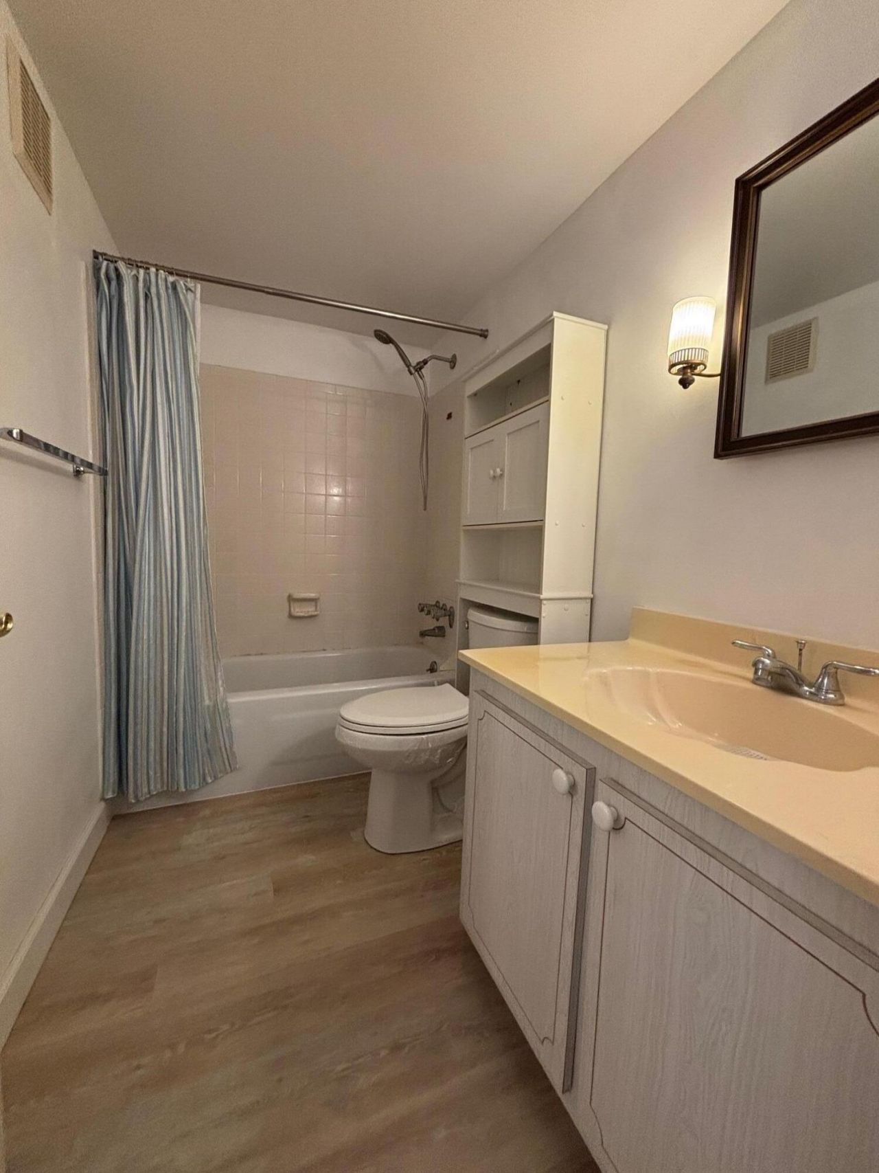 2950 SE Ocean Boulevard, Unit 7-5, Stuart, FL 34996 Photo