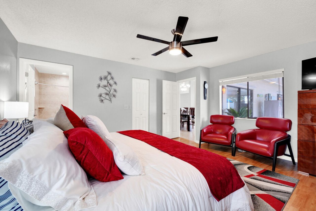 10090 SW 16th Place, Davie, FL 33324 Photo