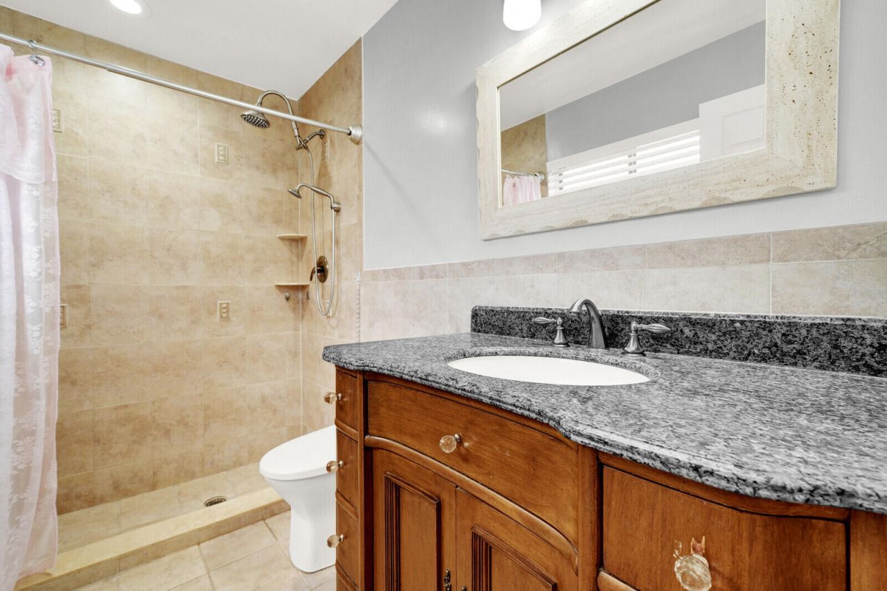 10090 SW 16th Place, Davie, FL 33324 Photo