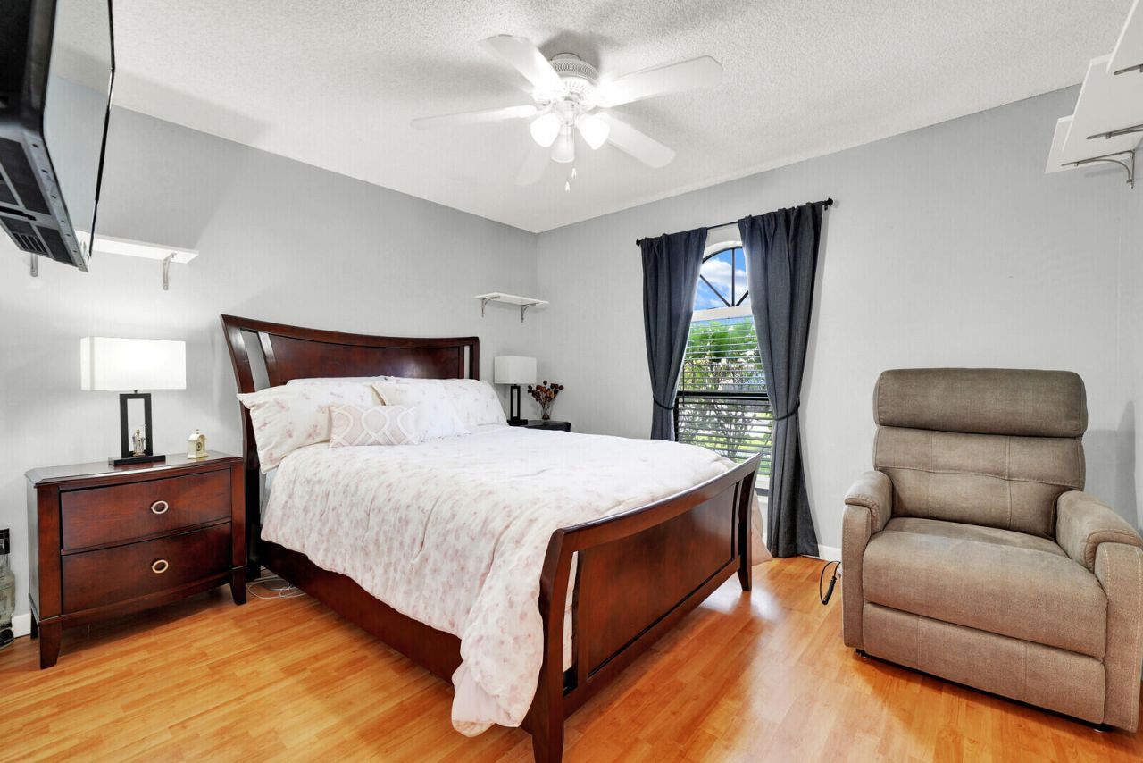 10090 SW 16th Place, Davie, FL 33324 Photo