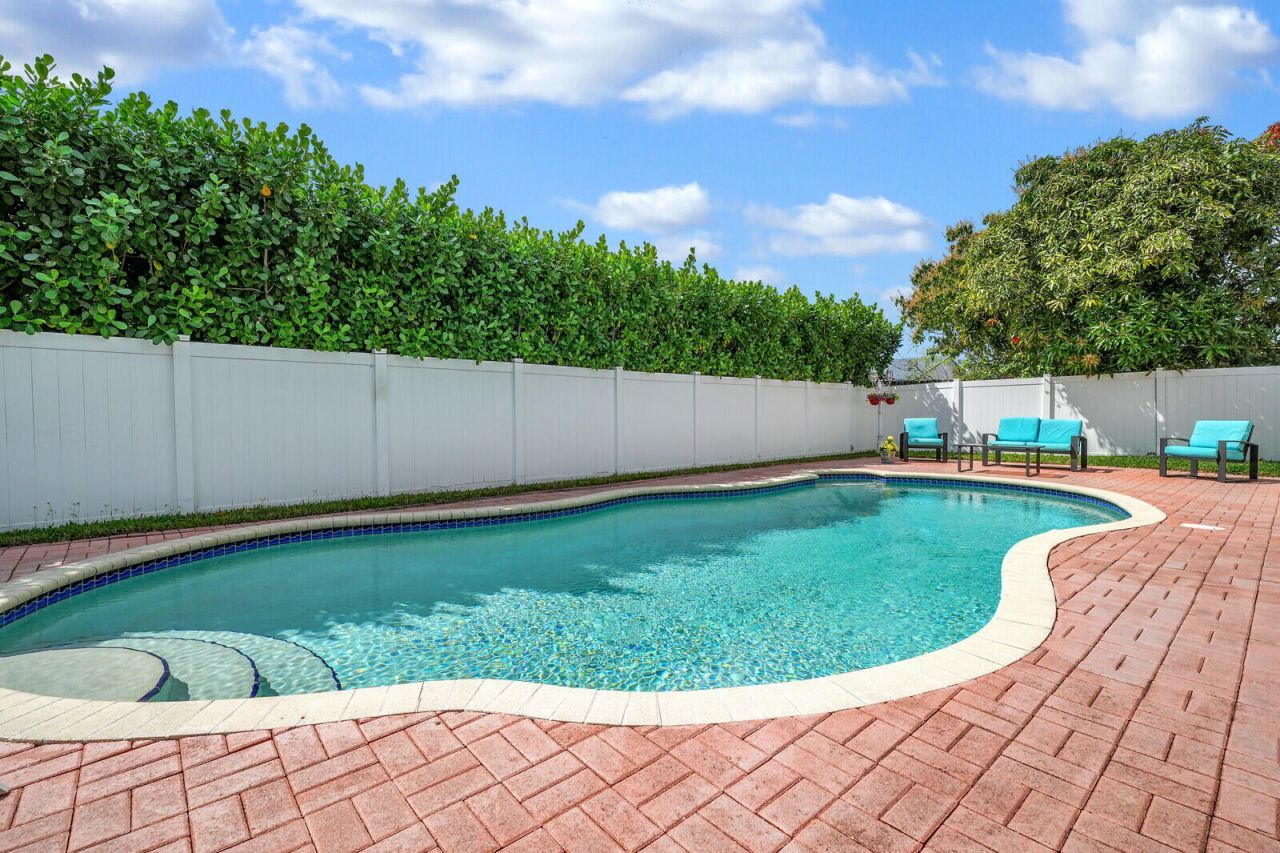 10090 SW 16th Place, Davie, FL 33324 Photo