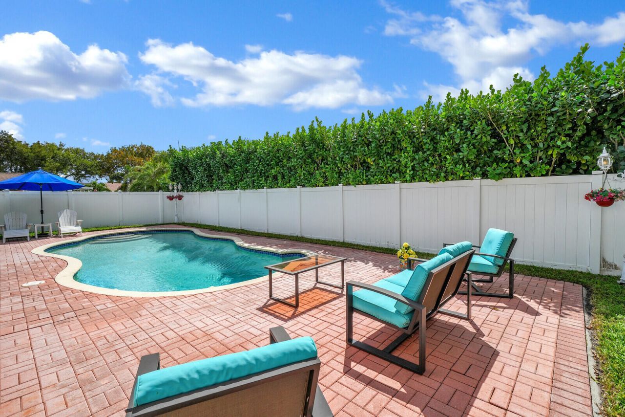 10090 SW 16th Place, Davie, FL 33324 Photo